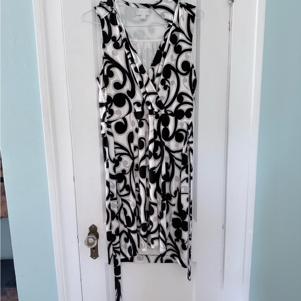 New York & Co Black and White Swirl Dress
